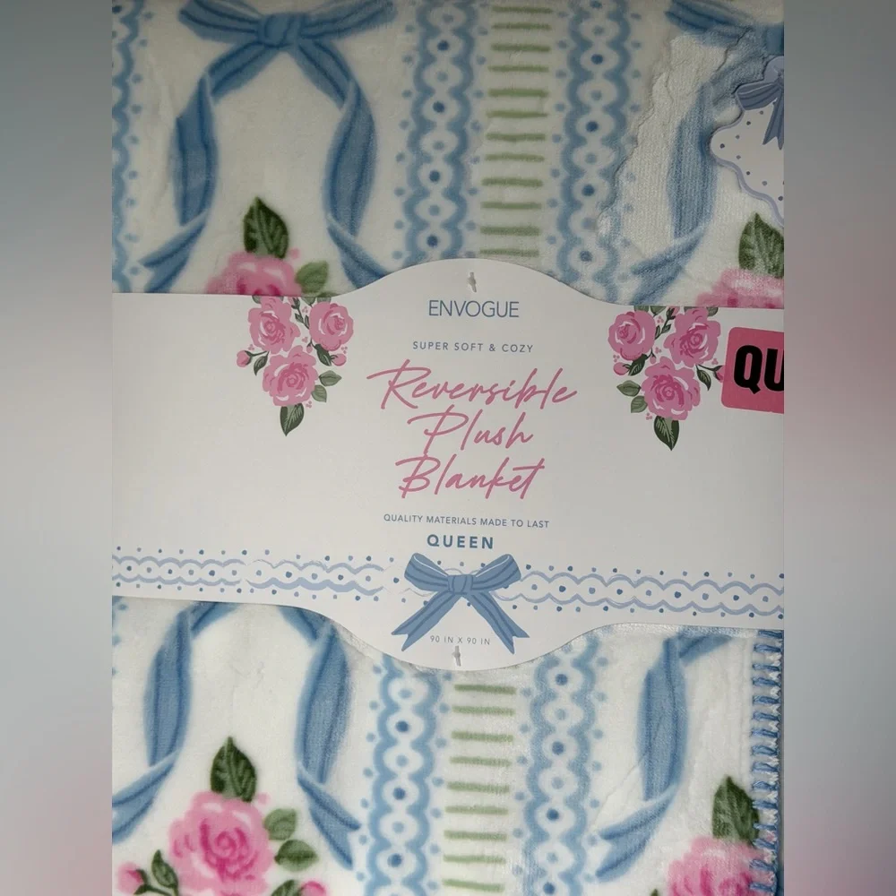 EnVogue loveshackfancy inspired coquette pink rose cottage chic soft plush throw